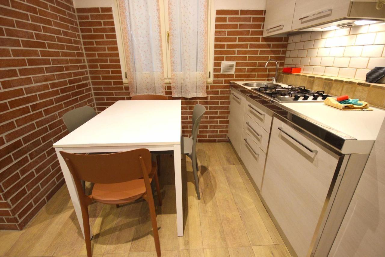 Case Vr Holiday Happy House Verona Exterior foto