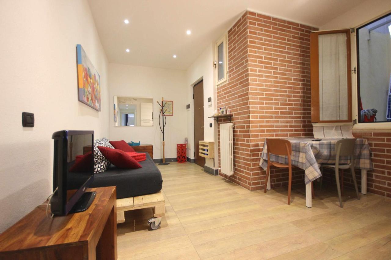 Case Vr Holiday Happy House Verona Exterior foto
